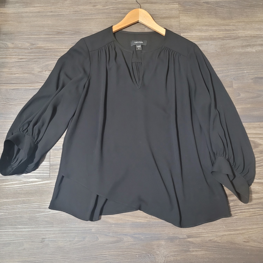Karen Kane Black Women's Top S Loose Fit Roll Tab Sleeves